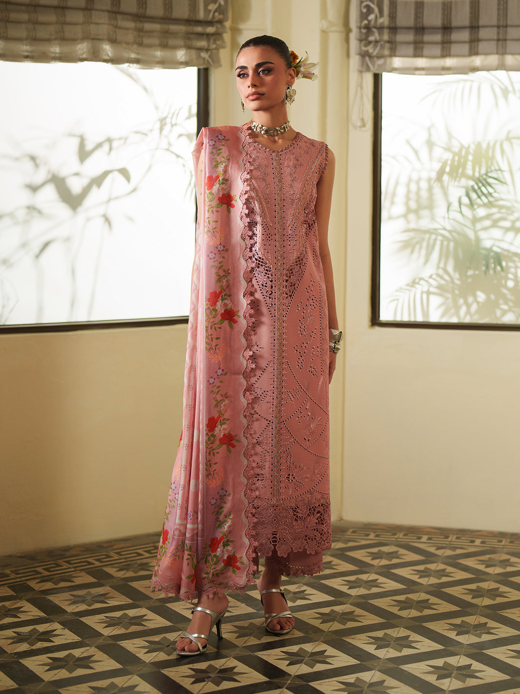 Rs 8800 Bin Ilyas Signature Lawn 3pc [12995]