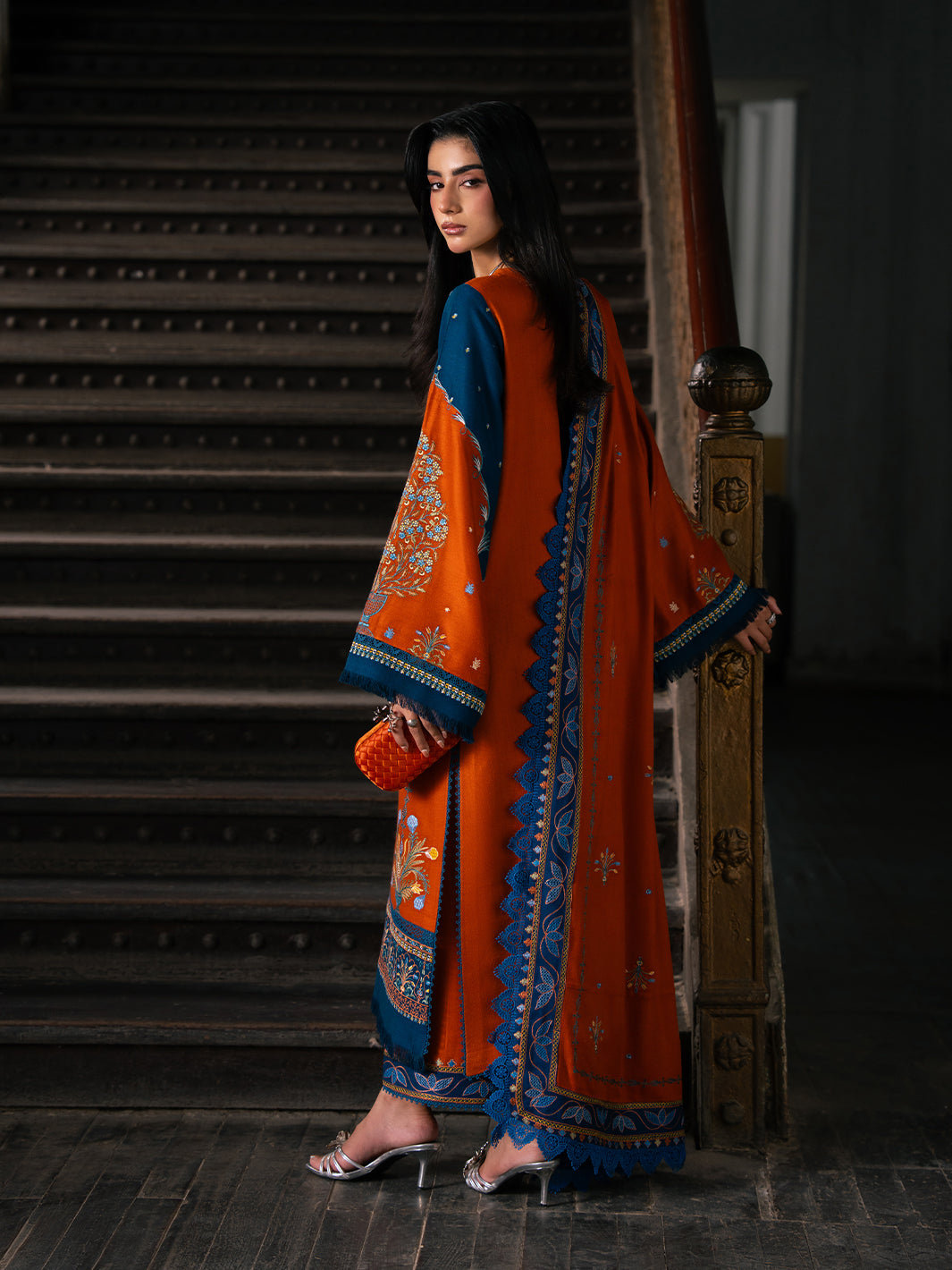 1025 B | 3 PC Unstitched