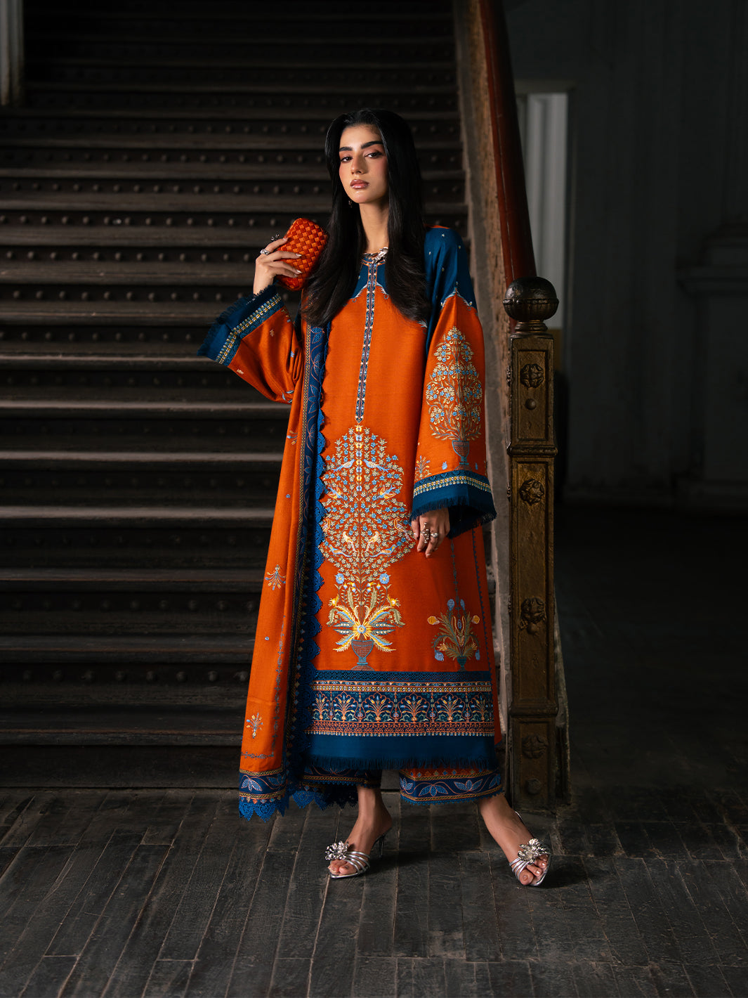 1025 B | 3 PC Unstitched