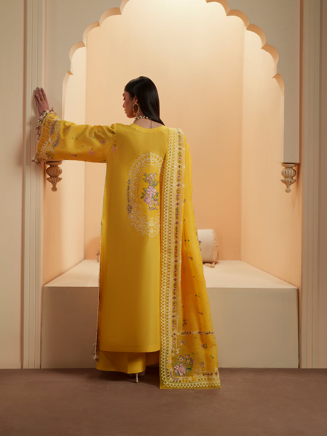 D-111-A | 3 PC Luxury Lawn