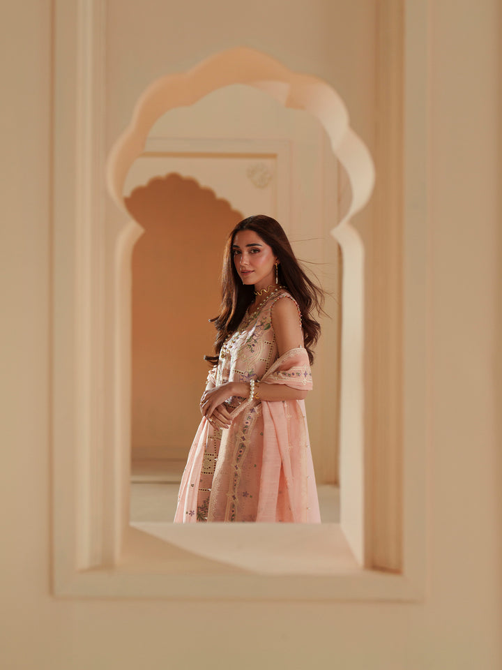 D-111-B | 3 PC Luxury Lawn