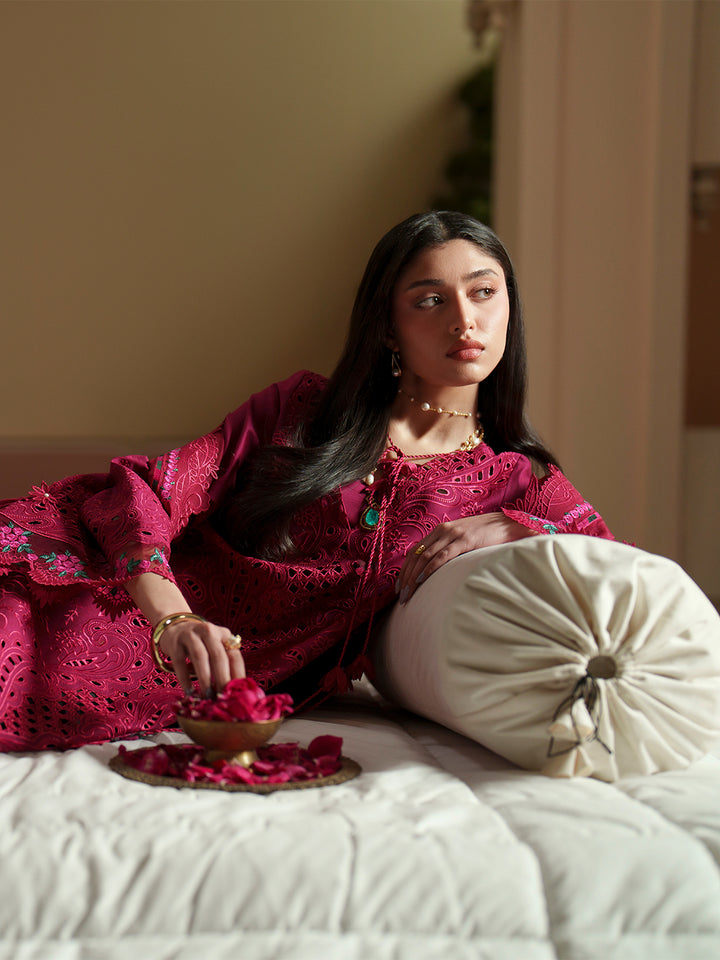 D-113-B | 3 PC Luxury Lawn