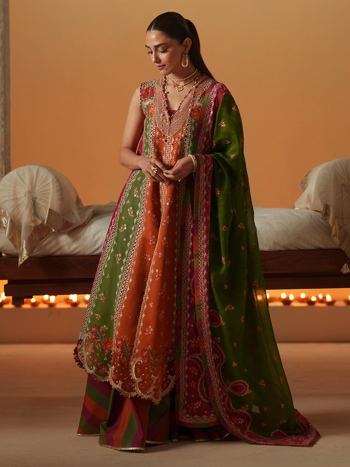 D-114-B | 3 PC Luxury Lawn