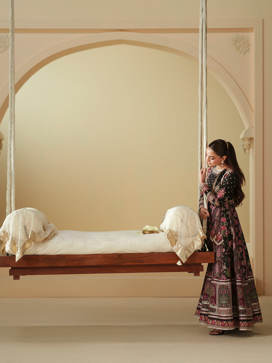 D-115-B | 3 PC Luxury Lawn