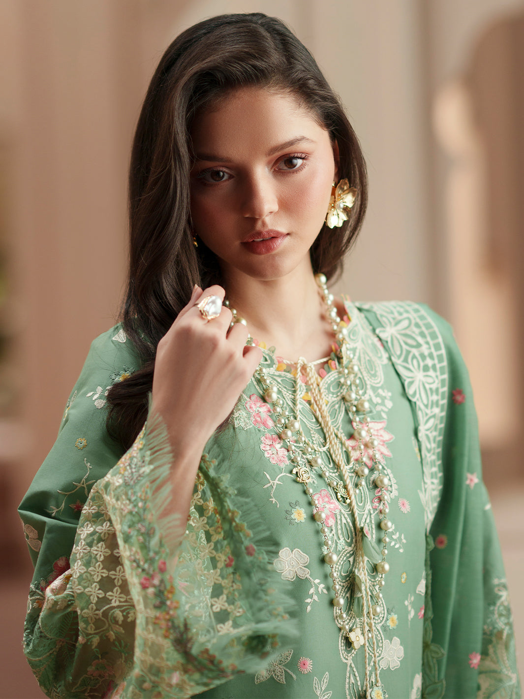 D-117-A | 3 PC Luxury Lawn