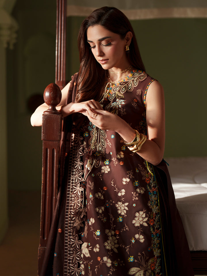 D-117-B | 3 PC Luxury Lawn