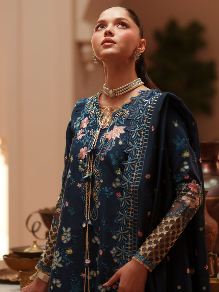 D-117-C | 3 PC Luxury Lawn