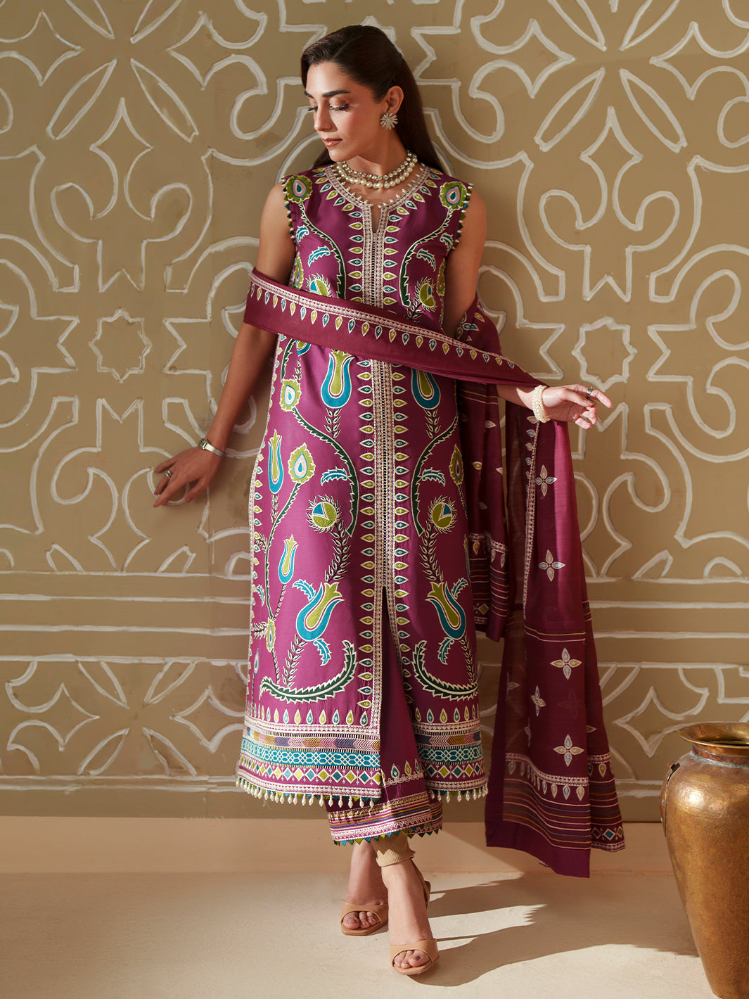 D-118-A | 3 PC Luxury Lawn