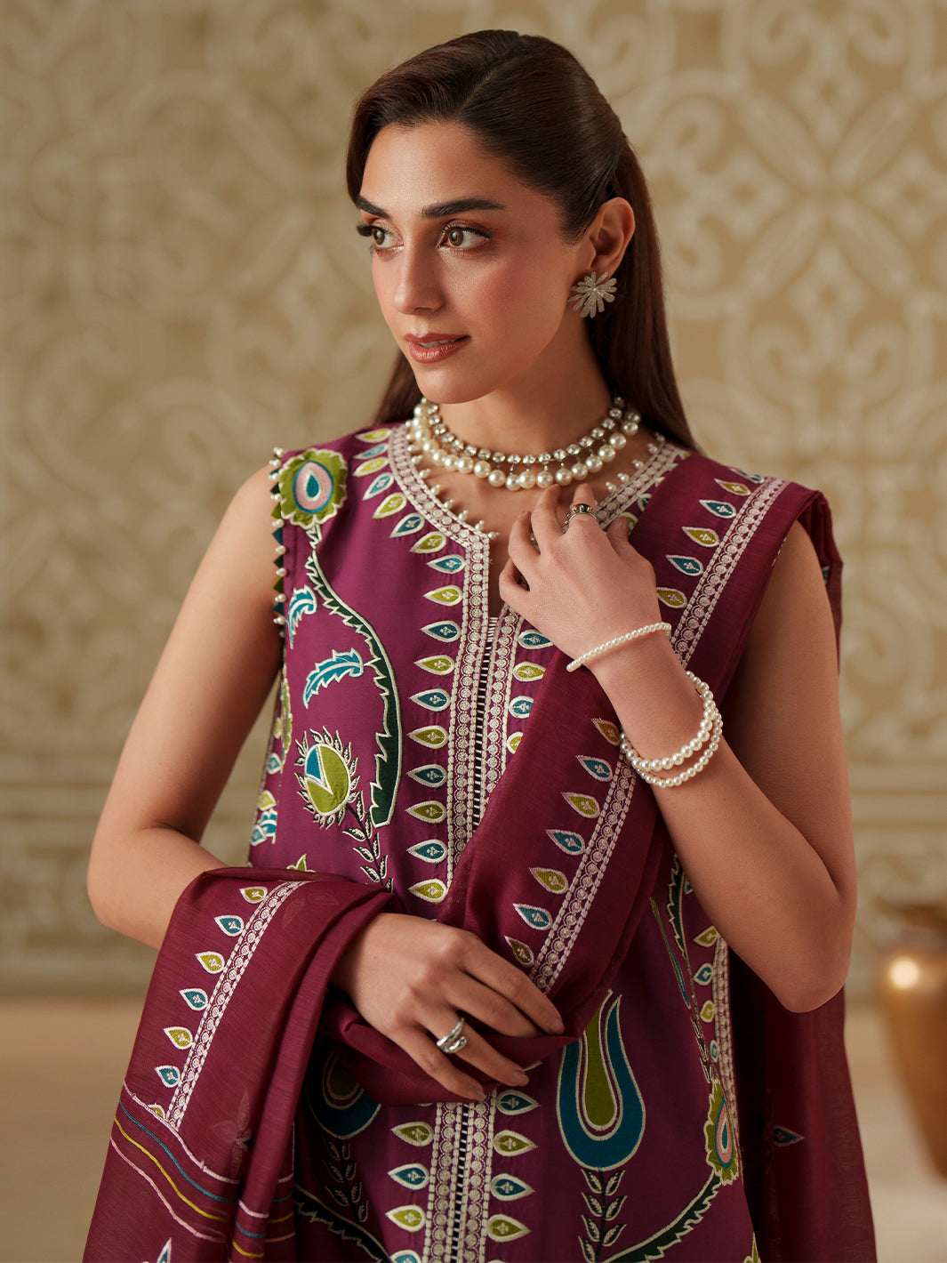 D-118-A | 3 PC Luxury Lawn