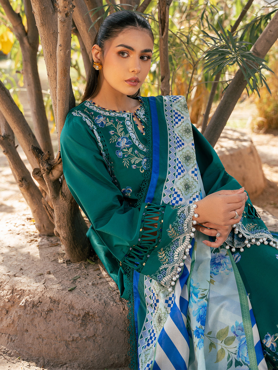 2077 - A | 3 PC Lawn