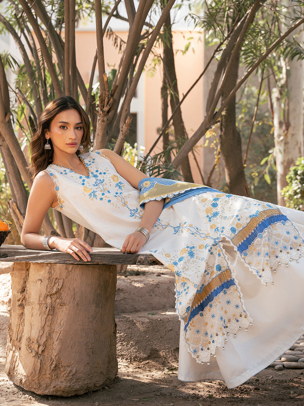 2078 - B | 3 PC Lawn
