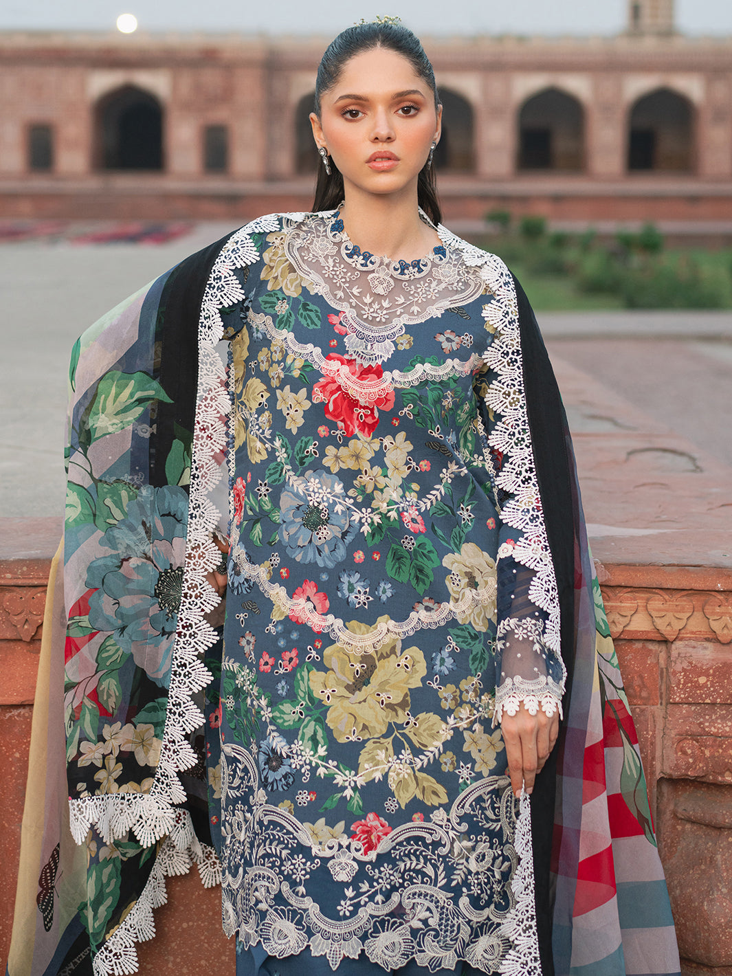 2081 - B | 3 PC Lawn