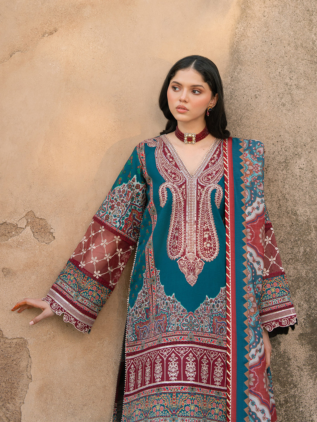 2083 - B | 3 PC Lawn