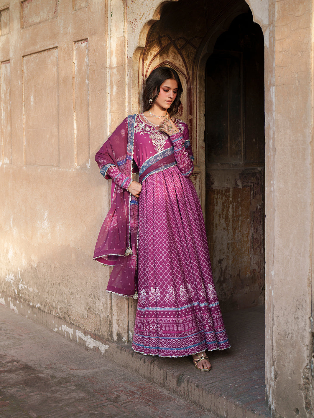 504-A | 3 PC Luxury Lawn