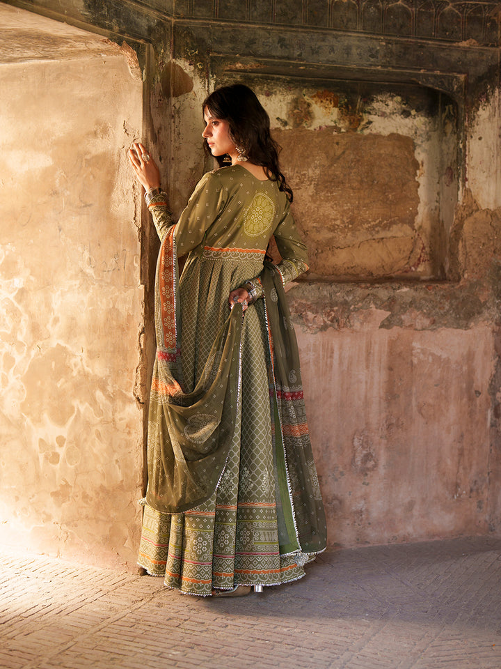 504-B | 3 PC Luxury Lawn