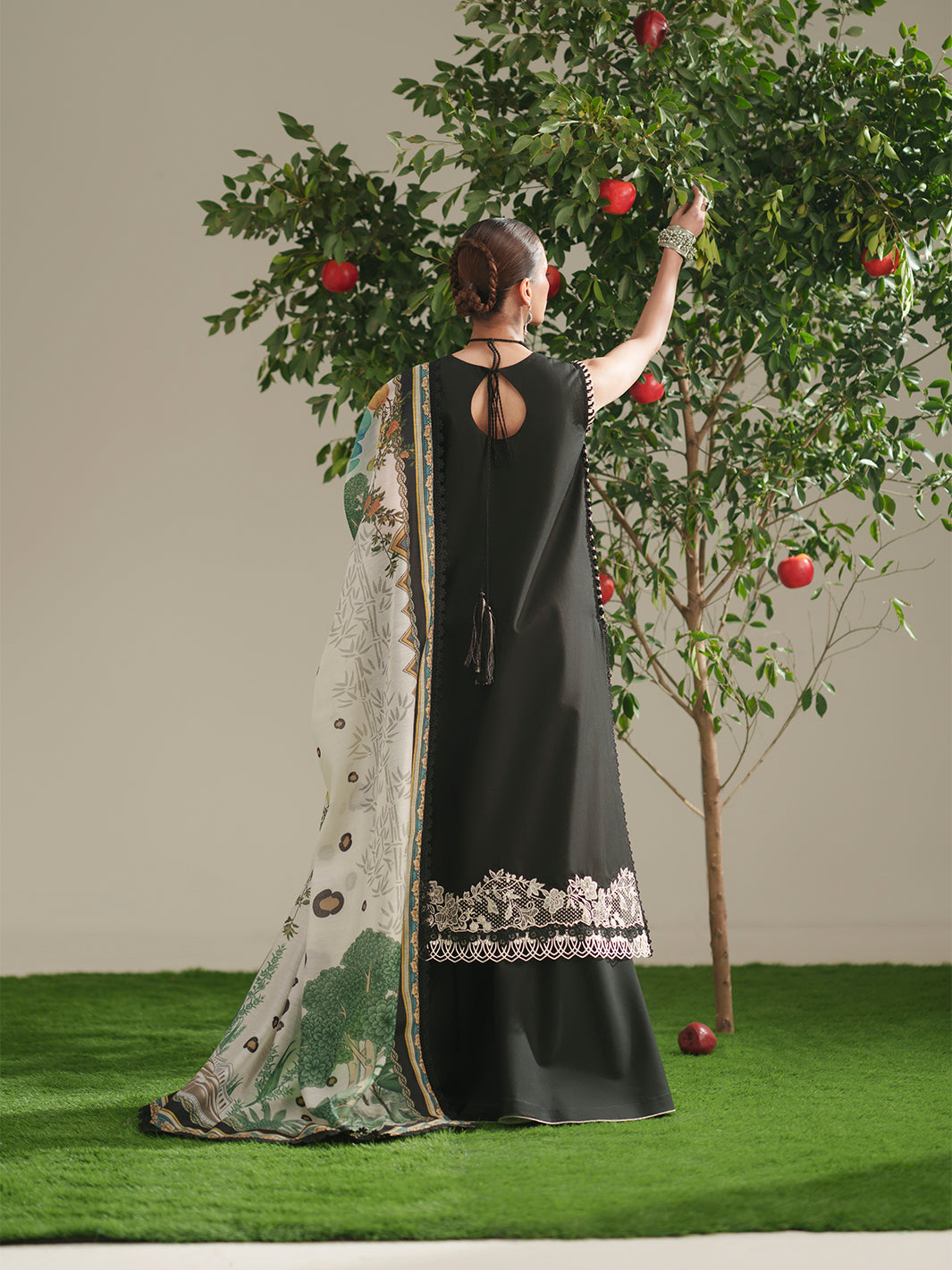 762 | 3 PC Lawn