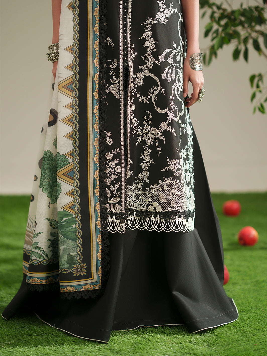 762 | 3 PC Lawn