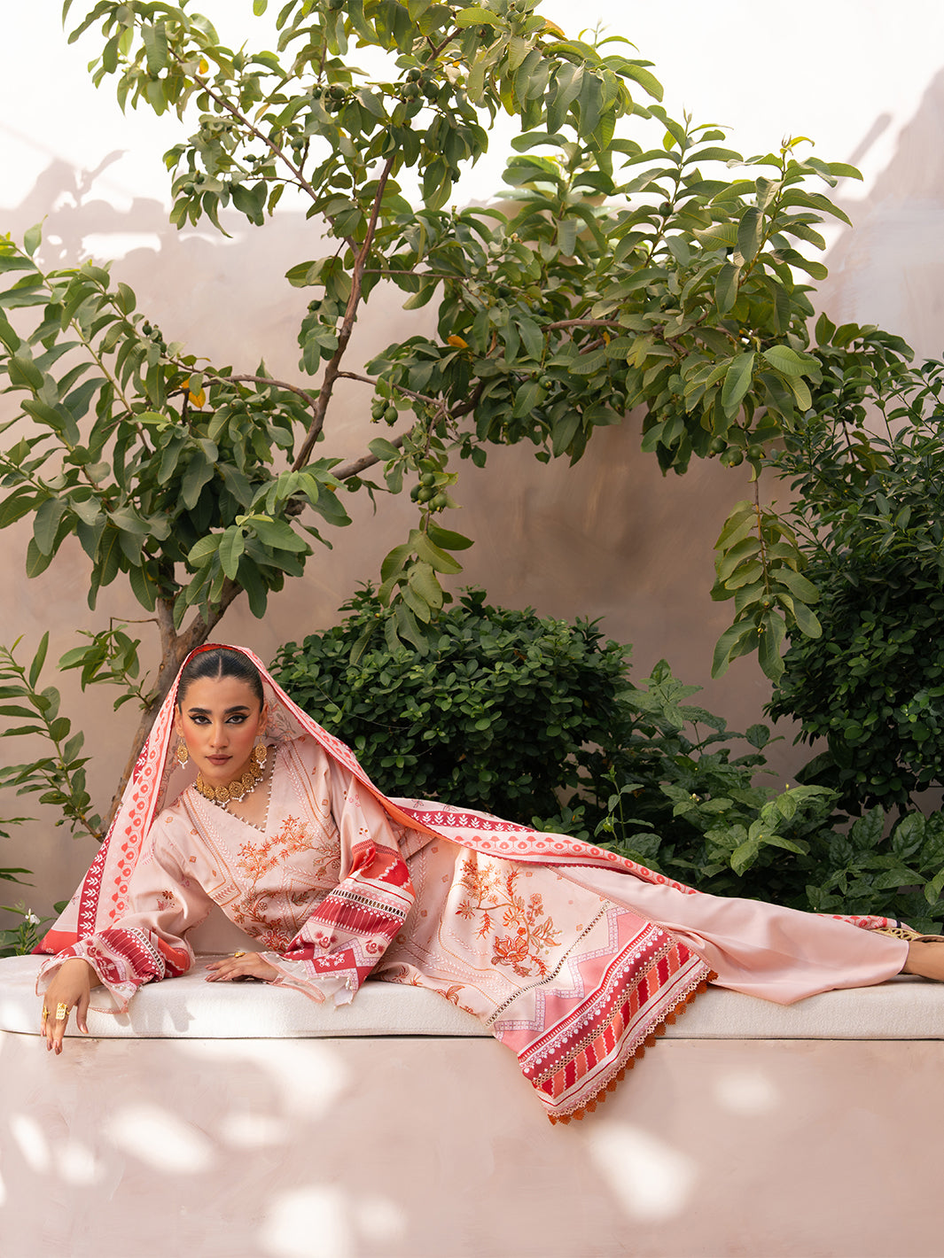 795 - A | Unstitched