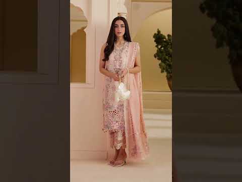 D-111-B | 3 PC Luxury Lawn